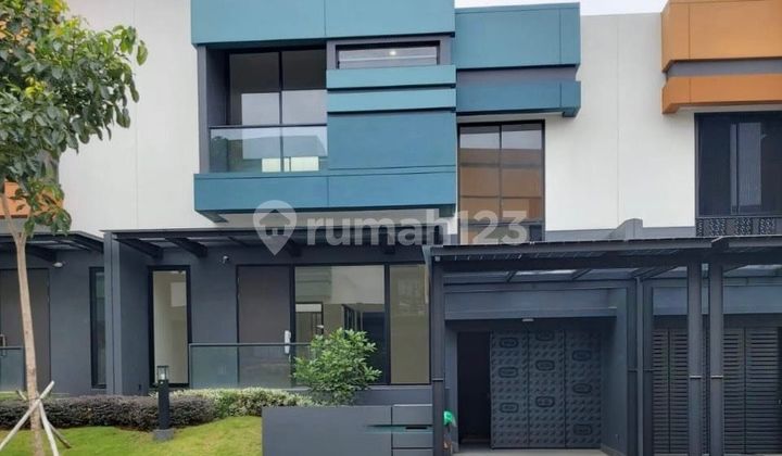 Rumah Cantik Di Gading Serpong 2.5 Lantai Rapih Siap Huni Rumah Cantik Di Gading Serpong 2.5 Lantai Rapih Siap Huni