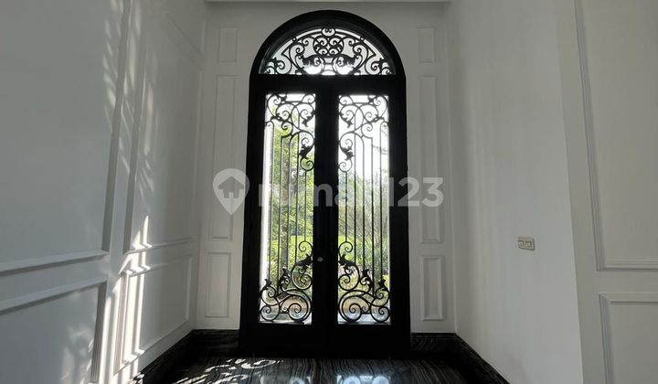 Rumah Baru Bergaya American Classic di Cluster Phg Gading Serpong 2