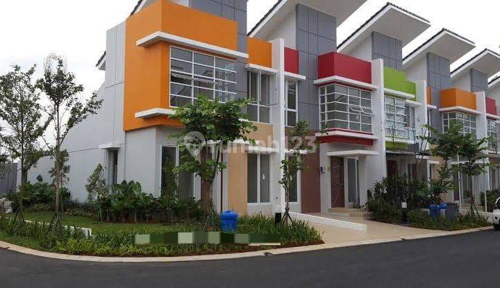 Turun harga Rumah 2 Lantai di Riviera Sudah Renovasi semi furnish 1