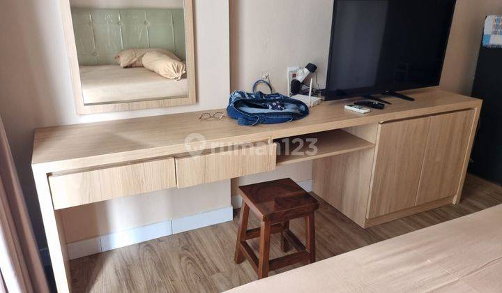 JUAL MURAH APARTEMEN BAGUS CASA DE PARCO VIEW KOLAM RENANG  2