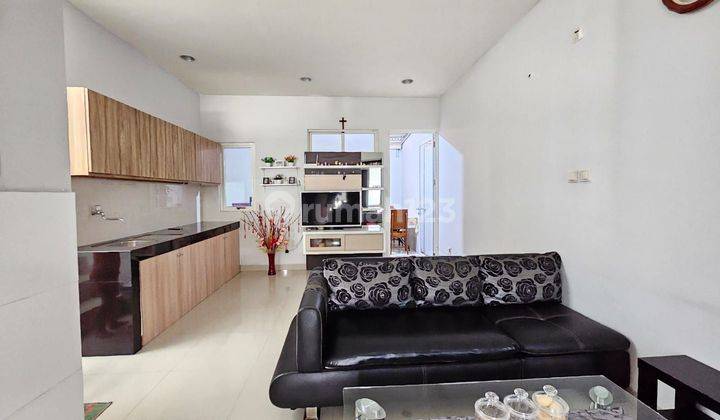 RUMAH TERMURAH TERAWAT SUDAH RENOVASI RESIDENCE ONE 2 LT 2