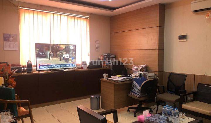 Ruko Golden Boulevard 3lt Siap Pakai Di Bsd 1