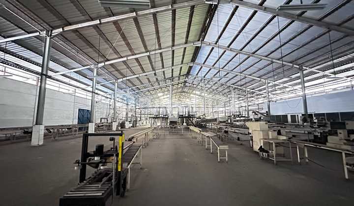 Dijual Pabrik di Kawasan Industri Tangerang Muat Kontainer 40ft