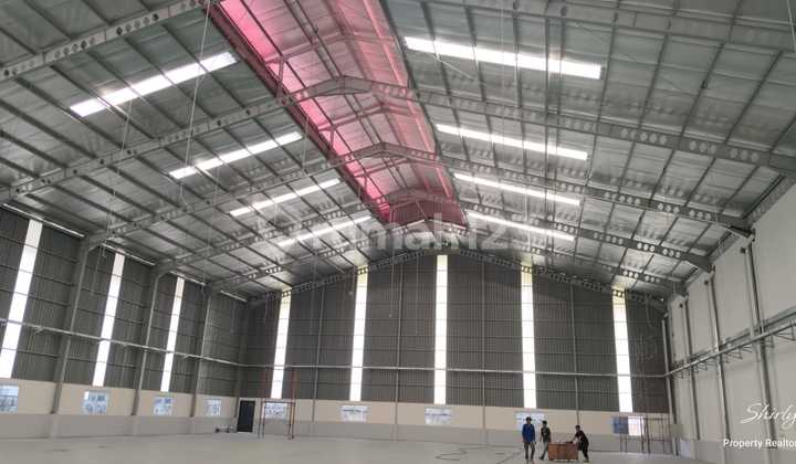 Disewa Gudang Baru di Tigaraksa Cikupa Ceiling 15.5M Ada 2 Kantor Disewa Gudang Baru di Tigaraksa Cikupa Ceiling 15.5M Ada 2 Kantor