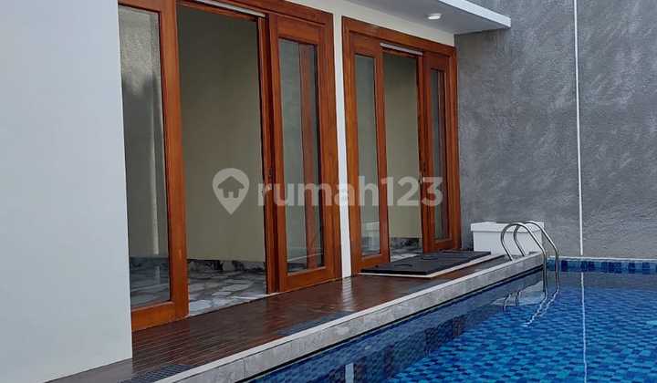 LUXURY HOUSE IN PUSPITALOKA BSD CITY 2 FLOORS WITH SWIMMING POOL