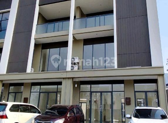 Ruko 4 Lantai Hadap Jalan, Sempurna Untuk Bisnis Anda! Ruko 4 Lantai Hadap Jalan, Sempurna Untuk Bisnis Anda!