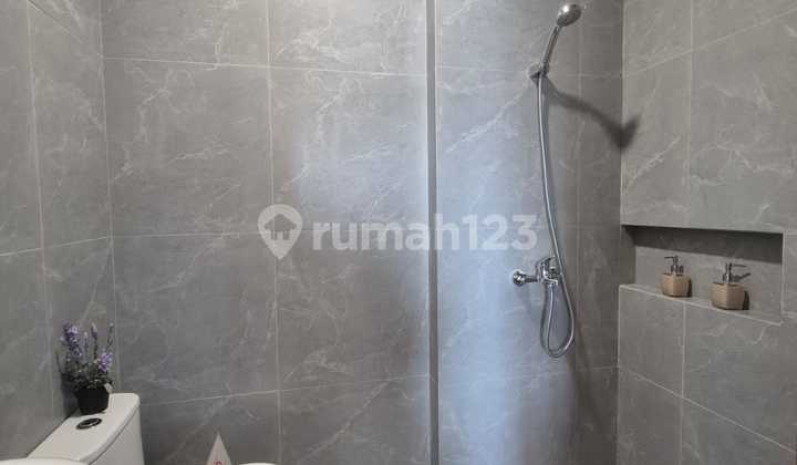 Beautiful New Unit House in BSD 2 Floors Neat Ready to Occupy 2