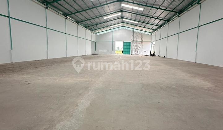 Strategic Warehouse in Buditextindo Industrial Area - Ready to Use!