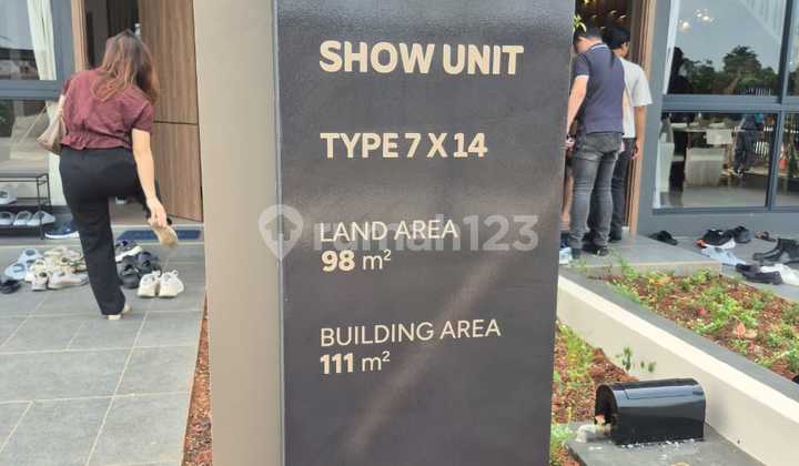 Beautiful Design House in BSD, New 2-Story Unit Ready to Occupy 2