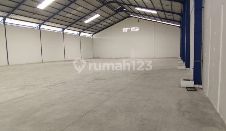 Multi-Purpose Open Warehouse for Production in Cikupa with 40 Ft Access Multi-Purpose Open Warehouse for Production in Cikupa with 40 Ft Access