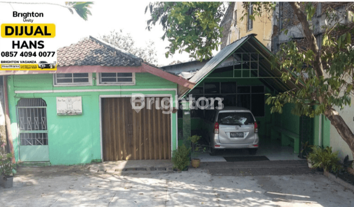 RUMAH  SIAP  HUNI  PINGGIR  JALAN RAYA  DR. WAHIDIN  SEMARANG SELATAN 1