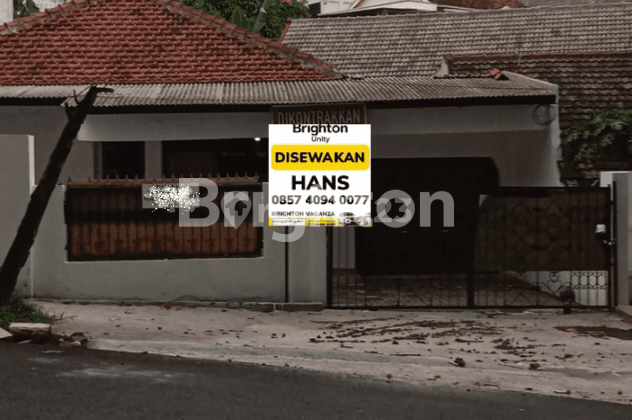 RUMAH  SIAP HUNI  BISA UNTUK KANTORAN  MANYARAN  SEMARANG BARAT 1