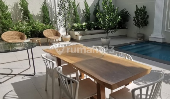 Dijual Rumah Mewah PIK uk 577m2 american classic Luxury at Jakarta Utara
 2