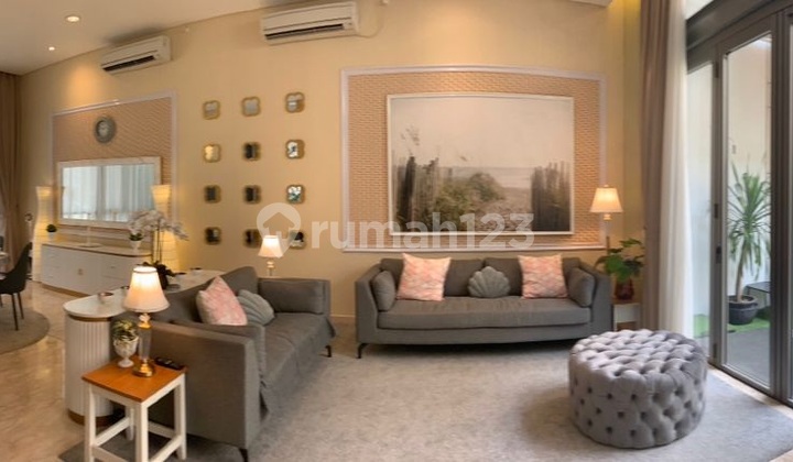 Dijual Rumah Pik Golf Island mewah brand new full furnish with private pool uk 200m at Jakarta Utara