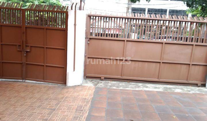 Dijual Rumah 2lt  Jl Sipitung Raya Kebayoran Lama Shm 1