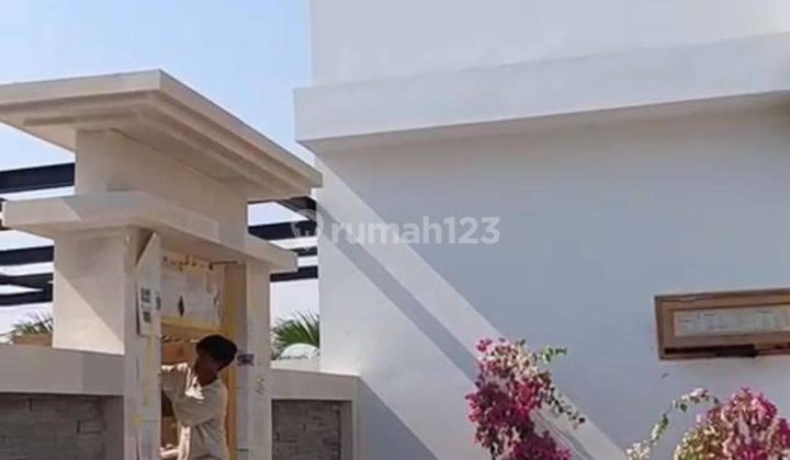 TOP URGENT DI JUAL VILLA LOKASI BATU BELIG SEMINYAK KUTA BADUNG
 2