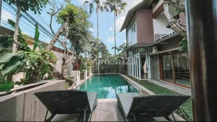 Hot List Di Jual Villa Lokasi Seminyak Kuta Badung  1