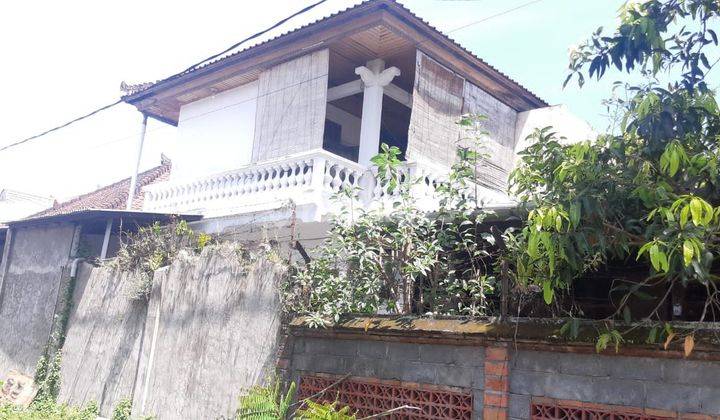 TOP URGENT HOUSES FOR SALE IN GATOT SUBROTO CENTRAL LOCATION, NORTH DENPASAR
 1