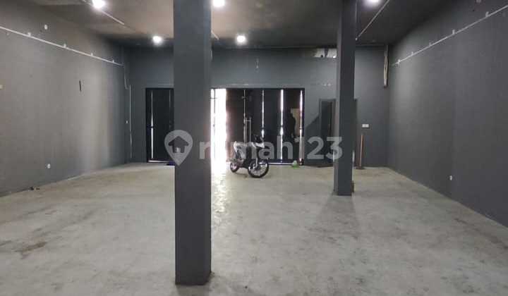 Ruang Usaha Bagus Strategis di Mainroad Jalan Sunda Bandung