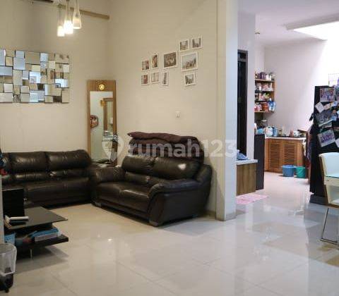 Rumah Siap Huni Nyaman di Batununggal Bandung