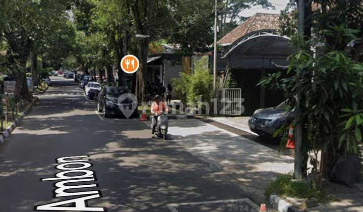 Rumah Luas Strategis di Jalan Ambon Bandung 2