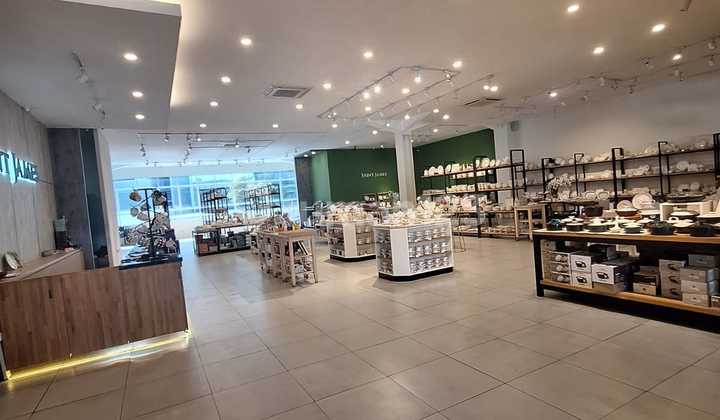 Gedung 3 Lantai Strategis di Area Lembah Nendeut Sukajadi Bandung Gedung 3 Lantai Strategis di Area Lembah Nendeut Sukajadi Bandung