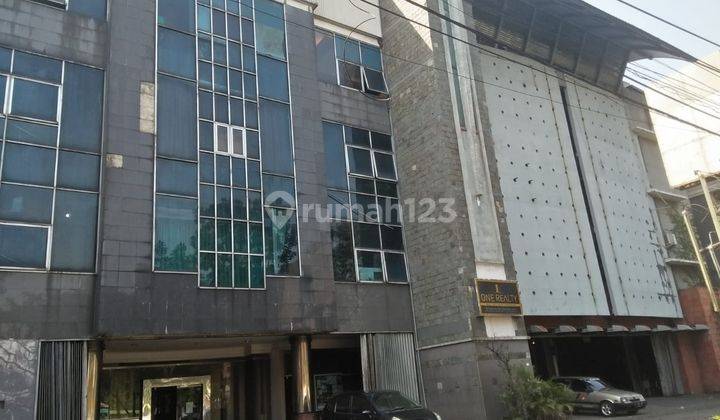 Gedung Besar Bagus Dan Strategis di Jl Pelajar Pejuang Bandung 1