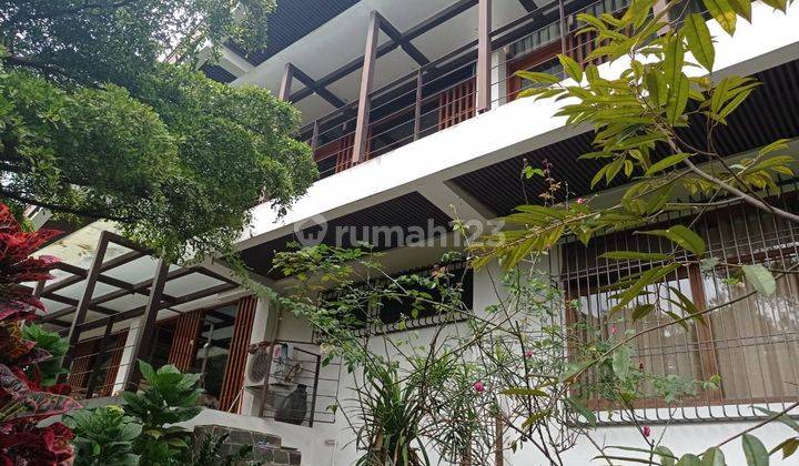 Rumah Villa Mewah Luxury di Budi Sari Bandung Utara 1