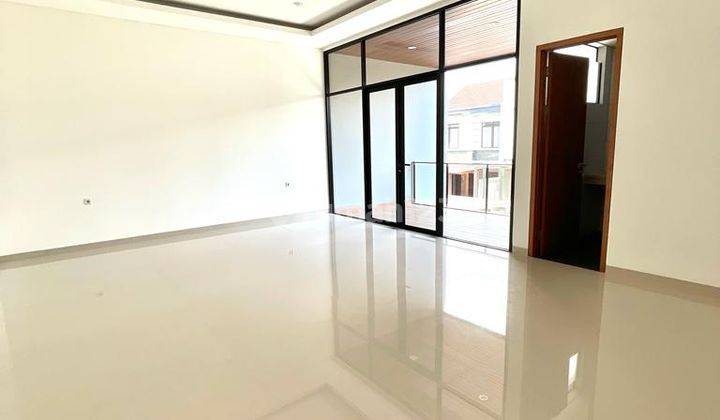 Rumah Luxury Mewah Modern dan Murah di Singgasana Pradana Bandung 2