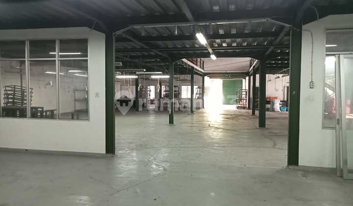 Ex-Convection Factory Warehouse in Katapang Bandung