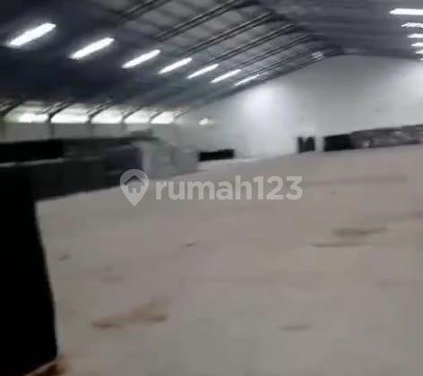 Large Ready-to-Use Strategic Warehouse in Leuwi Gajah Large Ready-to-Use Strategic Warehouse in Leuwi Gajah