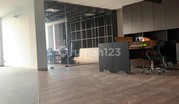 2 Units of Ruko Rendeng in Sapphire Commercial Summarecon Bandung