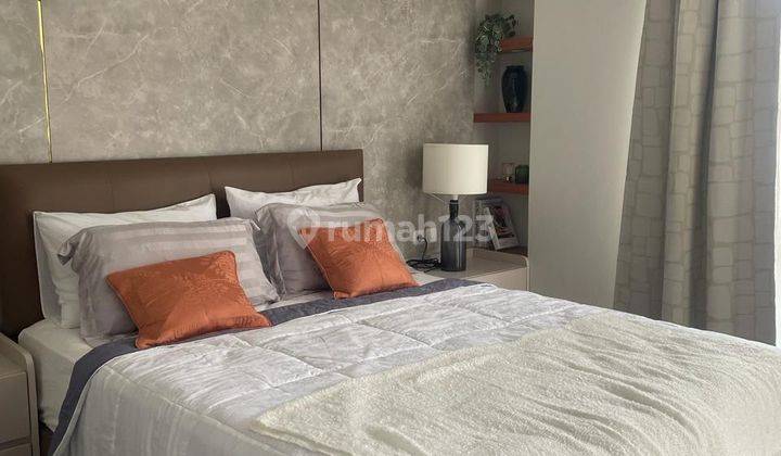 Rumah Baru Modern 3 Lantai Siap Huni di Setraduta Royal Grande 2