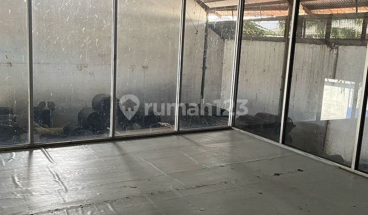 Gudang Siap Pakai Strategis Kawasan Pergudangan di Caringin