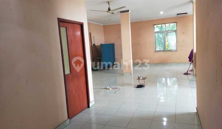 Ruang Usaha Strategis di Raya Batujajar Bandung Ruang Usaha Strategis di Raya Batujajar Bandung