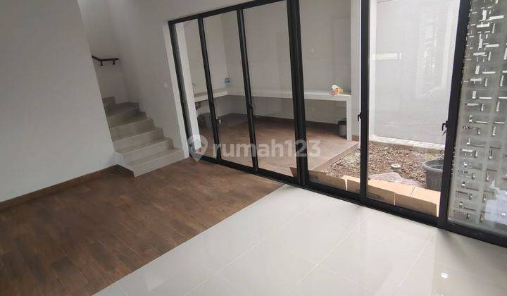 Rumah Minimalis Kawasan Elite Freya Summarecon Bandung 1