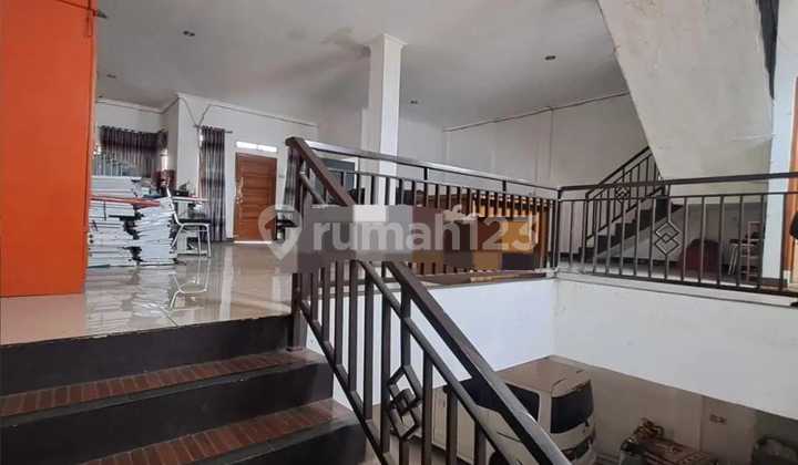 Land and Building of a 3-Story Shop House in Citeureup Cimahi 2