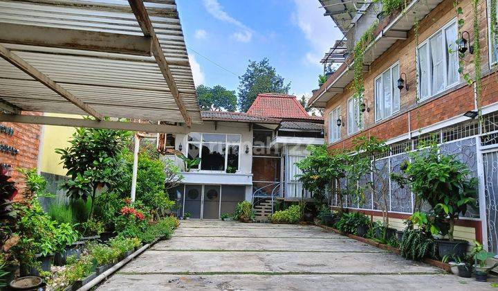 Rumah Luas Nyaman Asri di Babakan Jeruk Ii Sukajadi 1