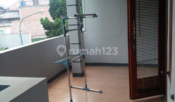 Rumah Murah Terawat di Setraduta Bandung Rumah Murah Terawat di Setraduta Bandung