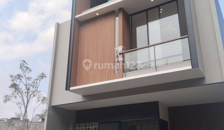 Rumah Lux 2 Lantai Cluster Terbaru di Setraduta Bandung 2