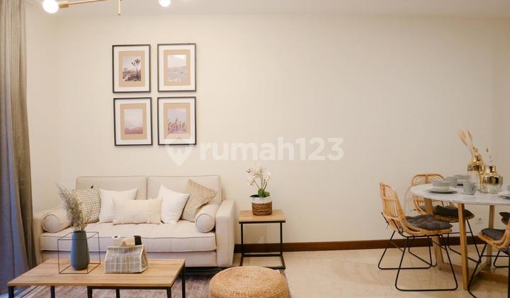 2BR Furnished Luxury Apartment in Hegarmanah Residence 2