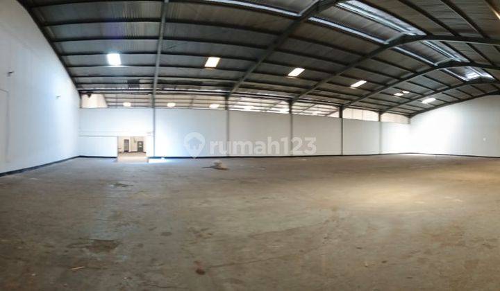 Gudang Strategis Siap Pakai di Mainroad Leuwigajah 1