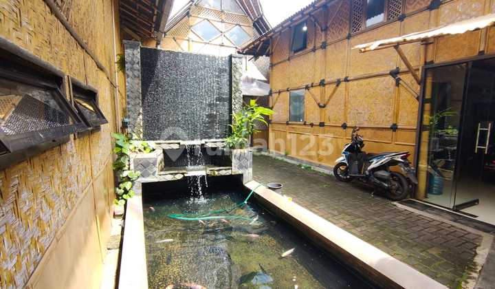 Spacious Strategic House Suitable for Boarding on Kautamaan Istri Street 2