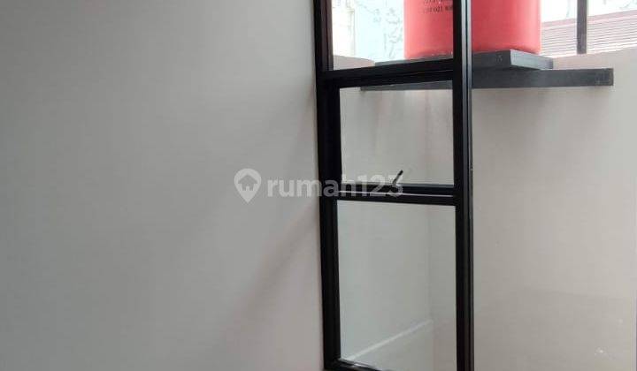 Rumah Baru Minimalis di Tengah Kota Bandung