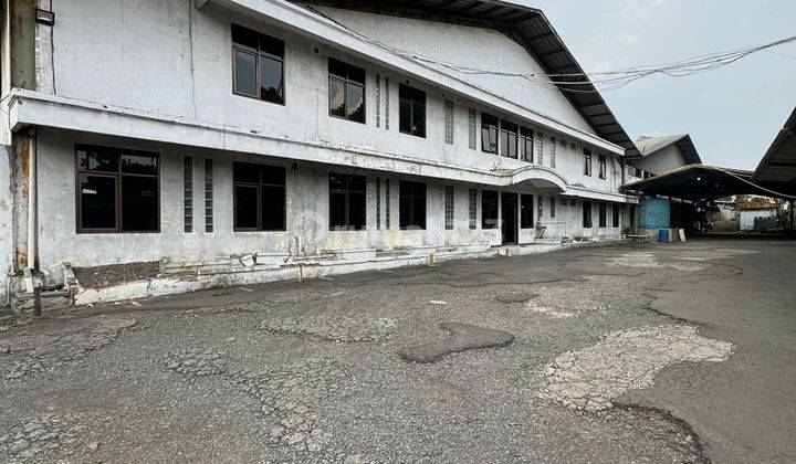 Gudang Industri Siap Pakai Area Luas Strategis di Leuwigajah 1