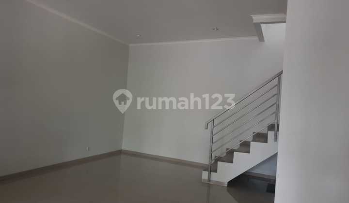Rumah Baru 2 Lantai Siap Huni di Mekar Puspita Mekar Wangi 2