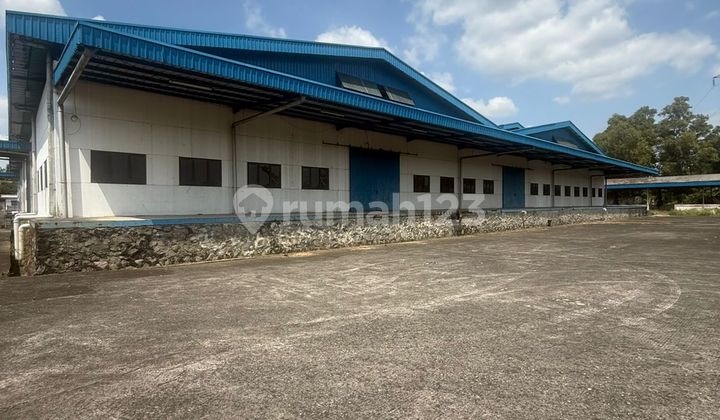 Gudang Besar Strategis di Karawang Timur