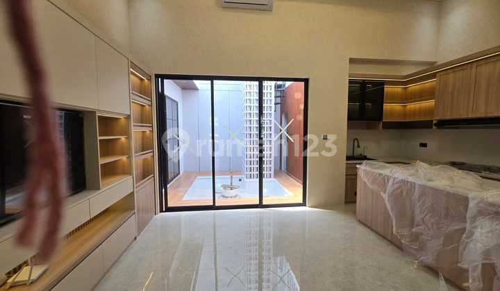 Rumah Cantik Siap Huni di Kota Baru Parahyangan Wangsakerta 2 1