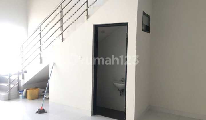 3 Strategic Ready-to-Use Shop Houses in South Bandung Area 2