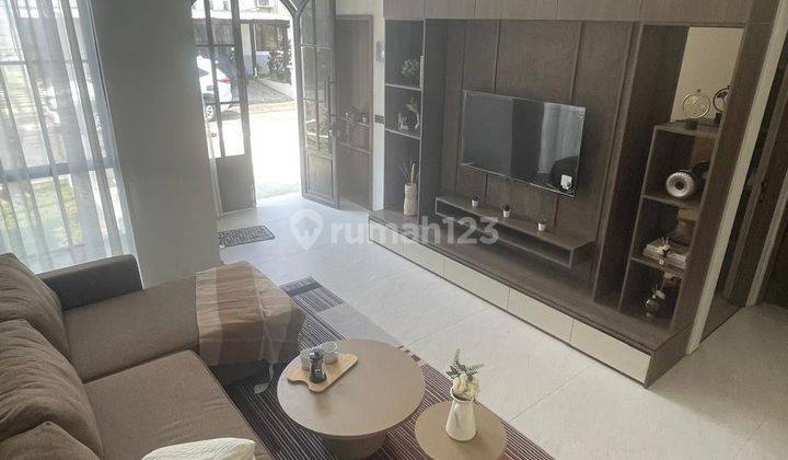 Rumah Bagus Minimalis Furnish Murah di Kota Baru Parahyangan 2